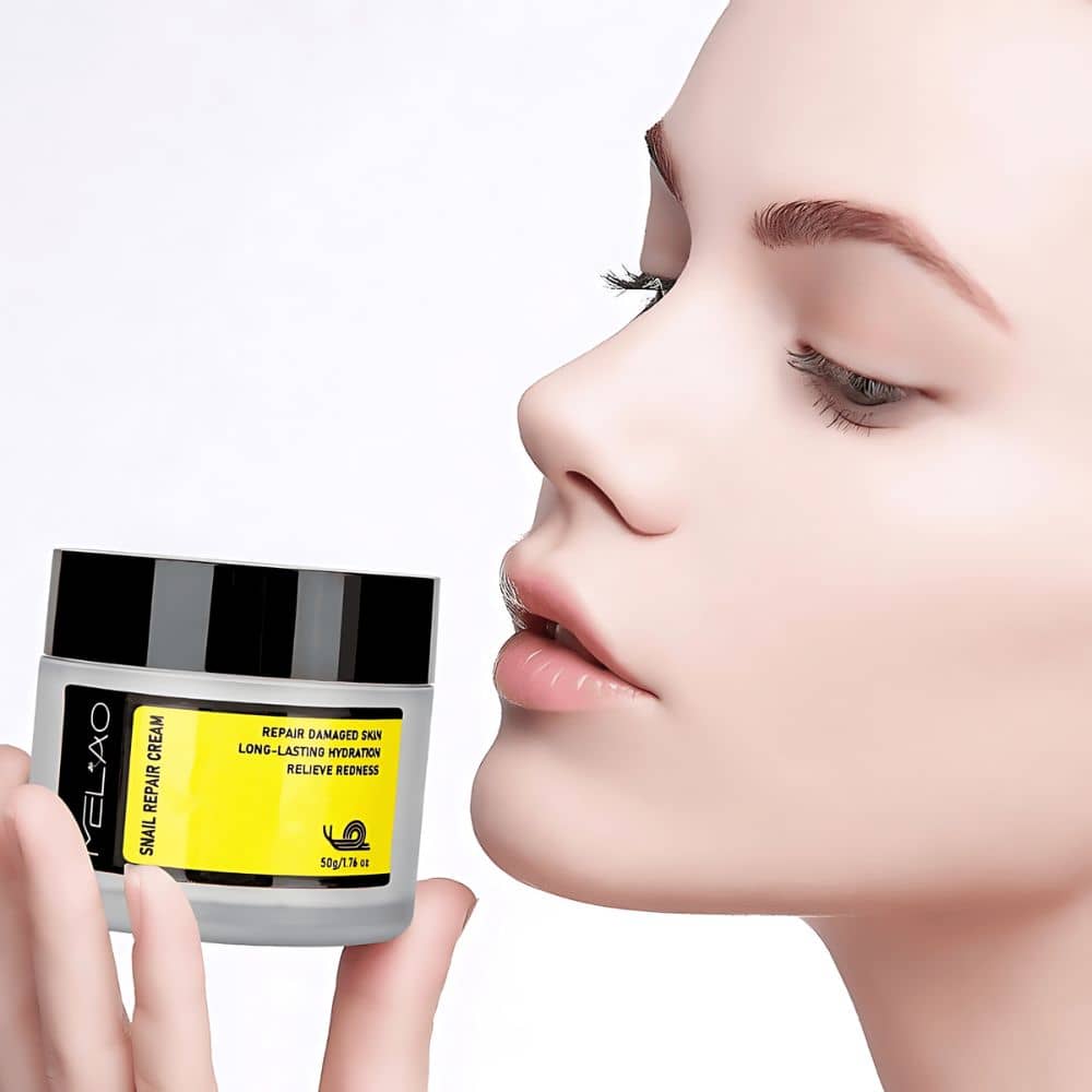 Snail Repair Cream for Face and Neck - Advanced Hydration, Reduces Redness, Heals Skin Damage, Promotes Clear & Radiant Complexion - 50g/1.76 oz